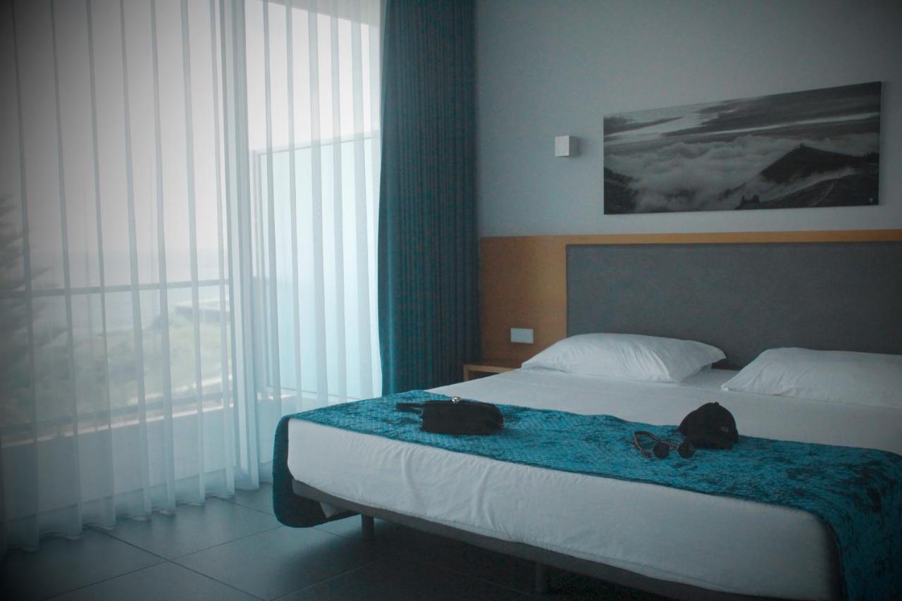Whalesbay Hotel Apartamentos Capelas Eksteriør bilde